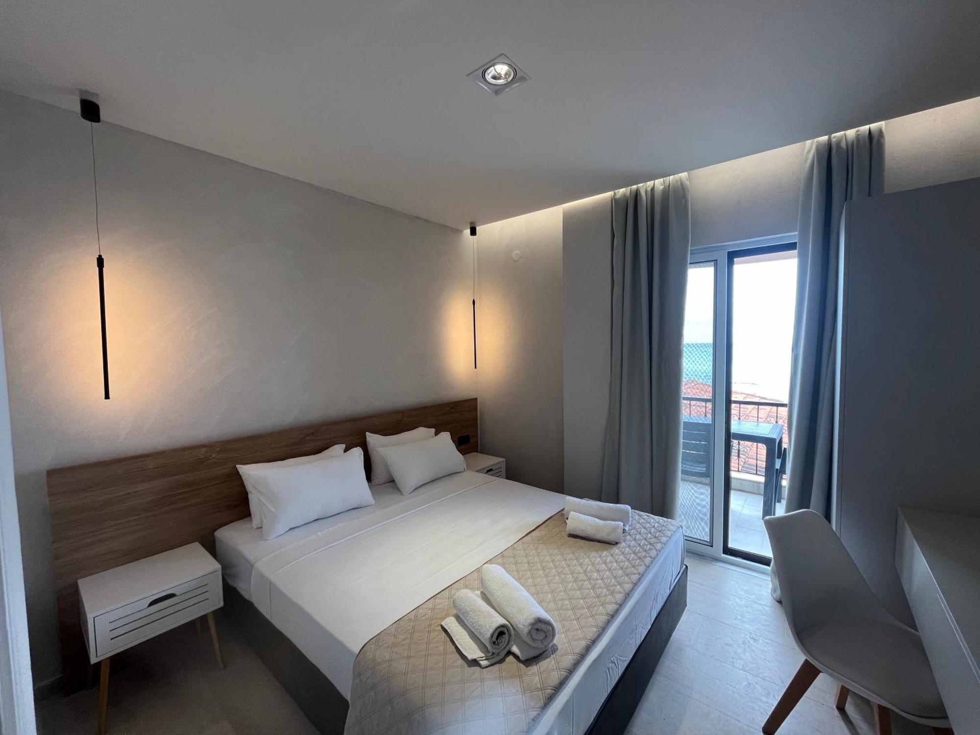 Okkio Sea View Apartment Vergia Exterior photo