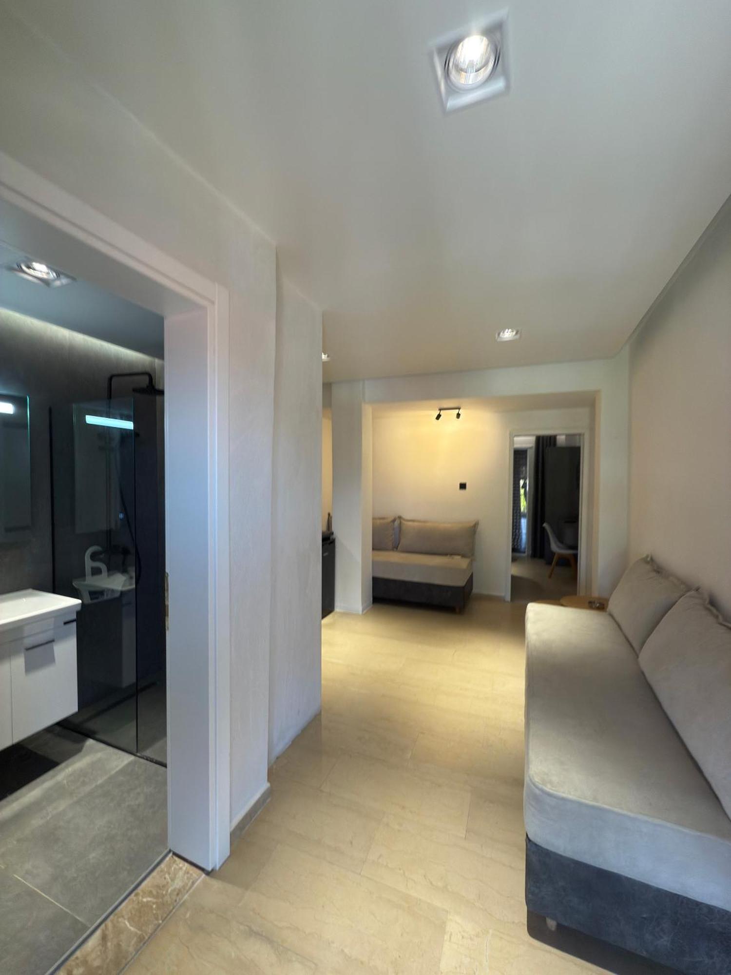 Okkio Sea View Apartment Vergia Exterior photo